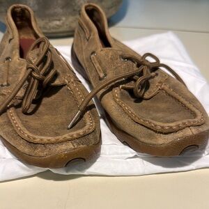 Women Twisted X chakka moccasin